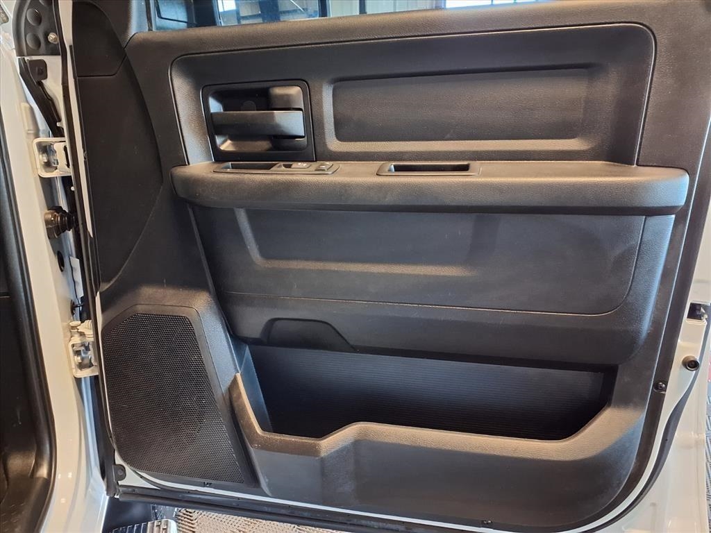 RAM 2500 4WD Crew Cab 149" Tradesman 2016