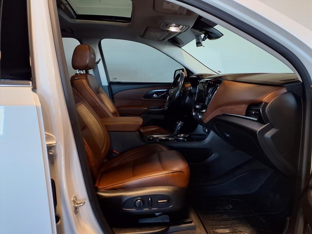 Chevrolet Traverse AWD 4dr High Country w/2LZ 2019