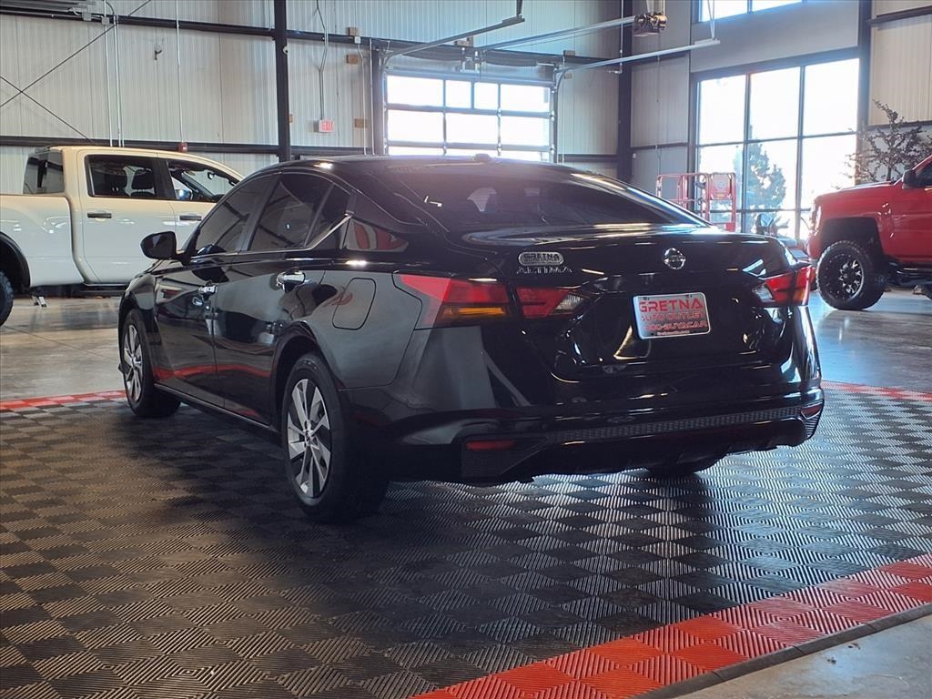 Nissan Altima 2.5 S Sedan 2020