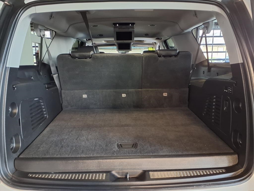 Chevrolet Suburban 4WD 4dr 1500 Premier 2018