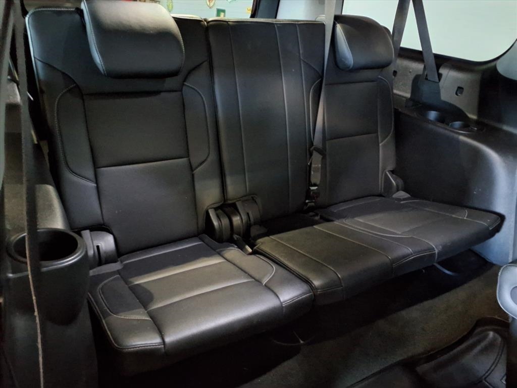 Chevrolet Suburban 4WD 4dr 1500 Premier 2018