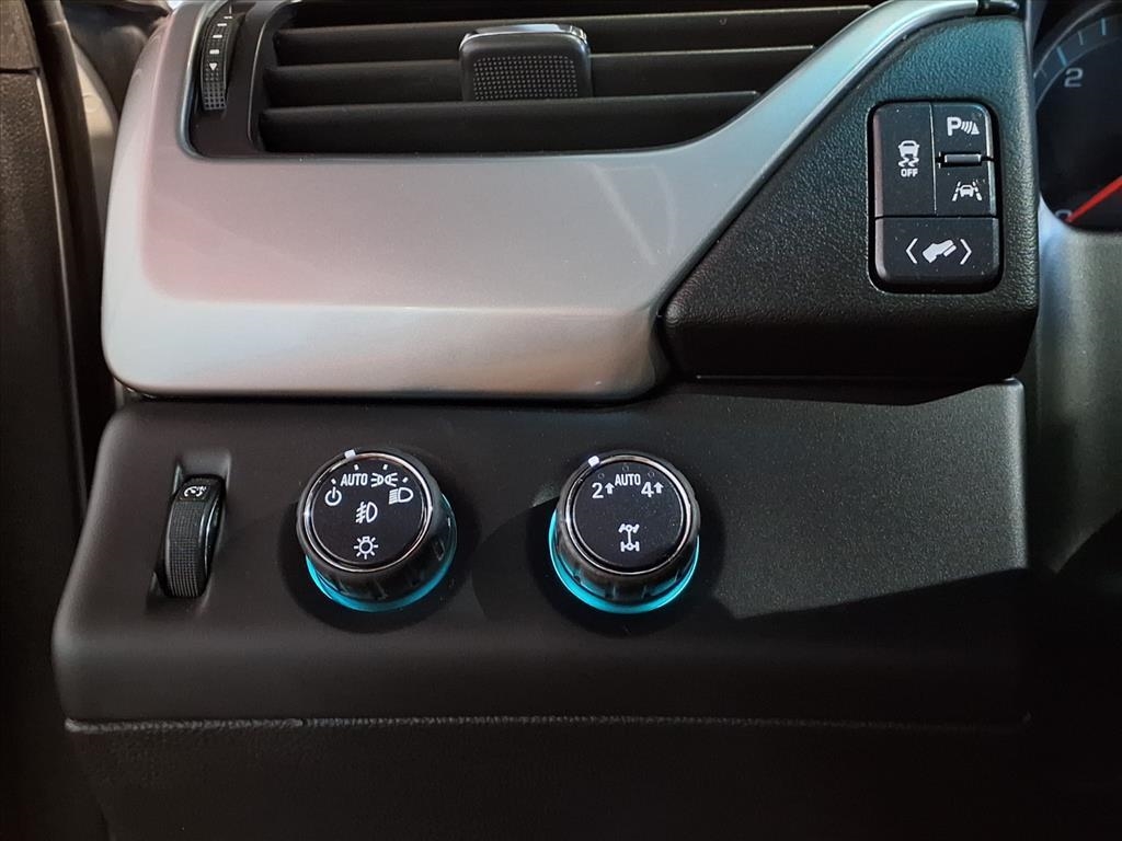 Chevrolet Suburban 4WD 4dr 1500 Premier 2018