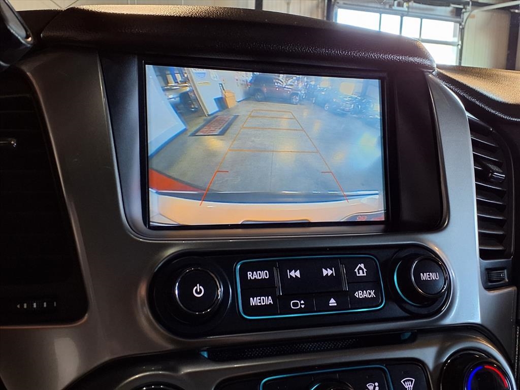 Chevrolet Suburban 4WD 4dr 1500 Premier 2018