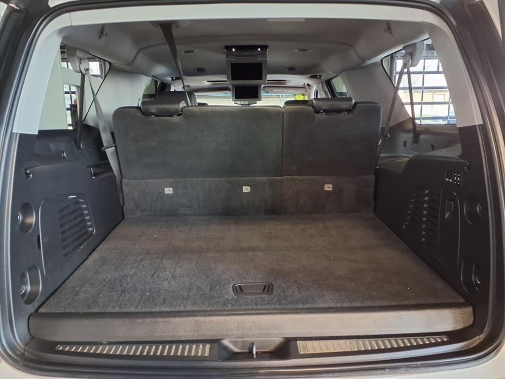 Chevrolet Suburban 4WD 4dr 1500 Premier 2018