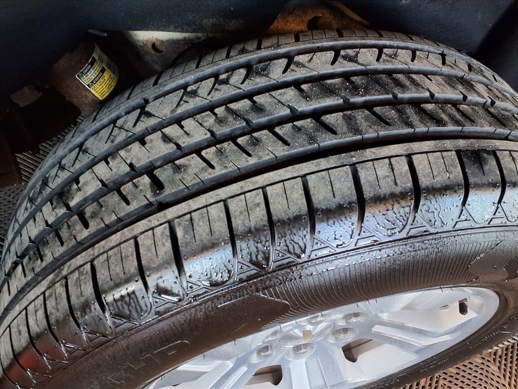 Chevrolet Suburban 4WD 4dr 1500 Premier 2018