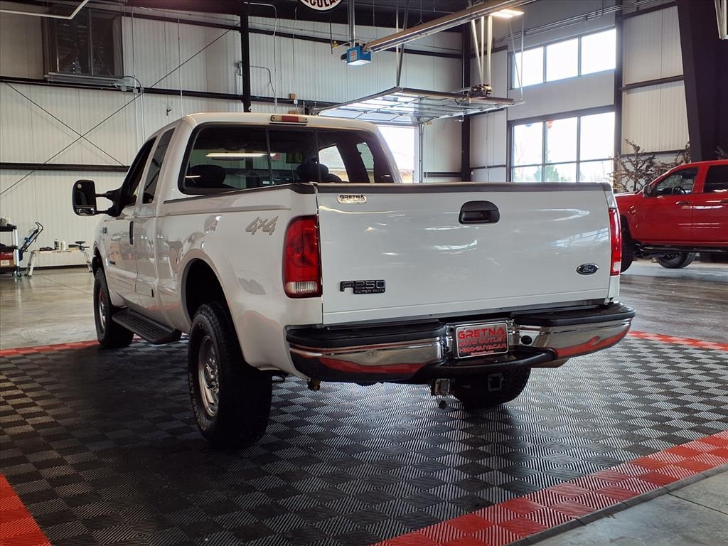 Ford Super Duty F-250  2001