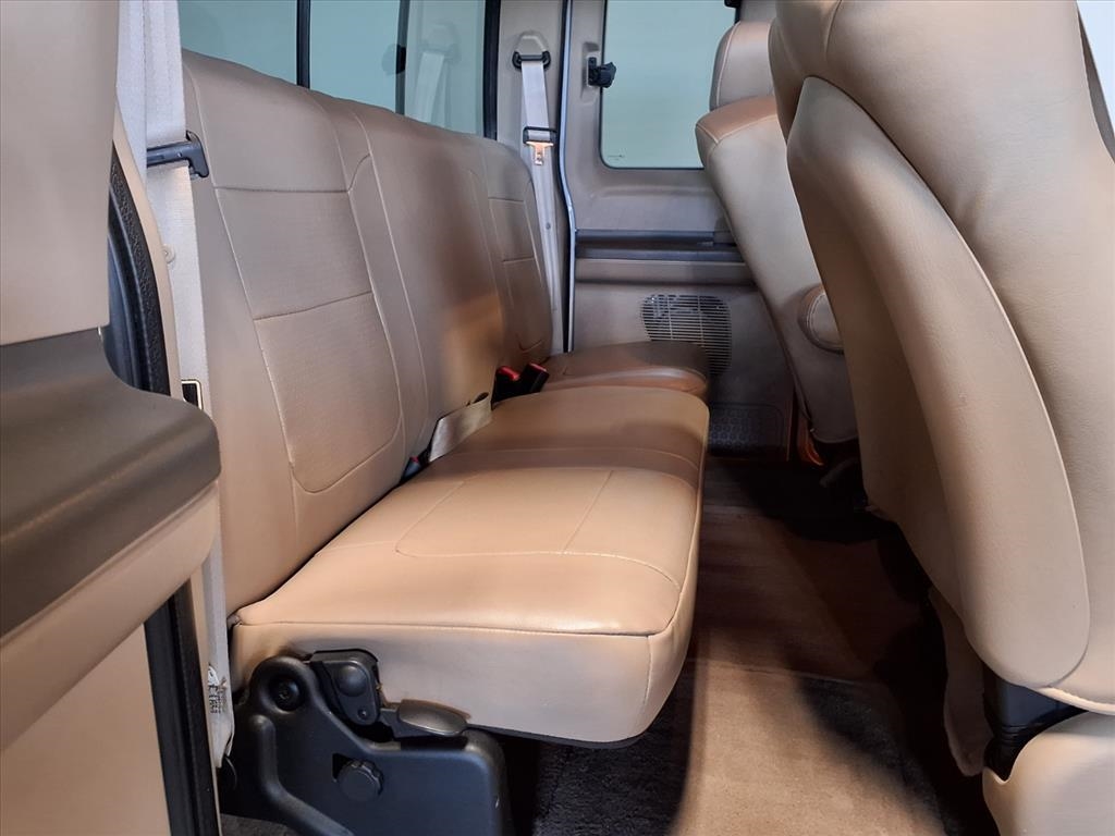 Ford Super Duty F-250  2001