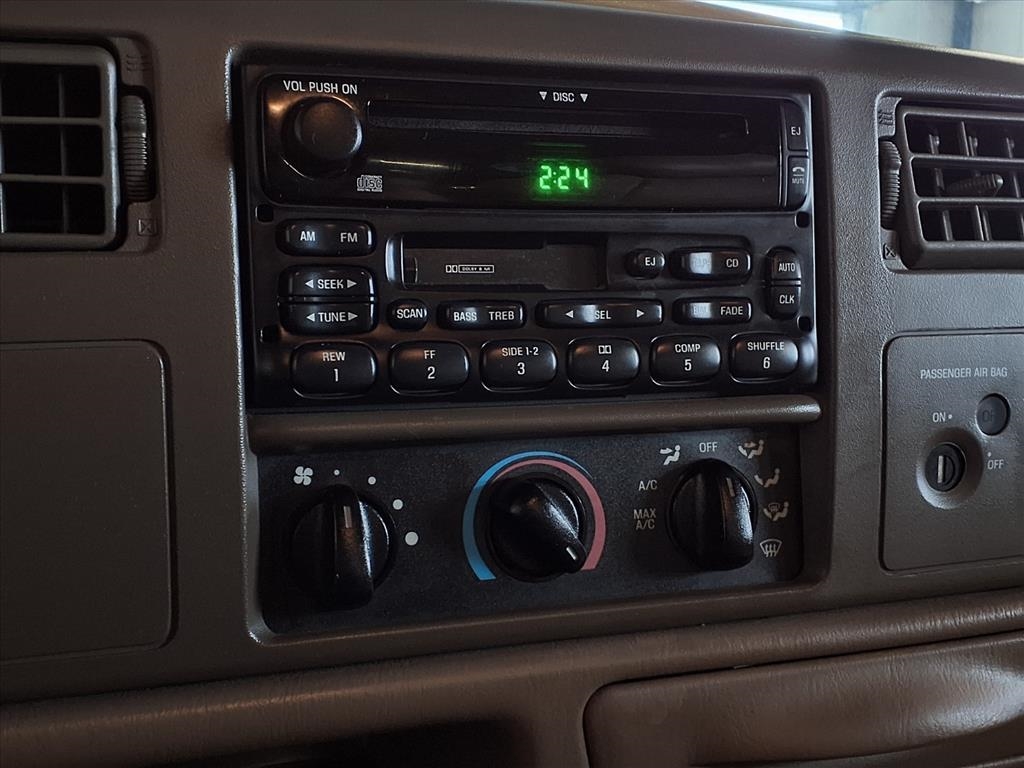 Ford Super Duty F-250  2001