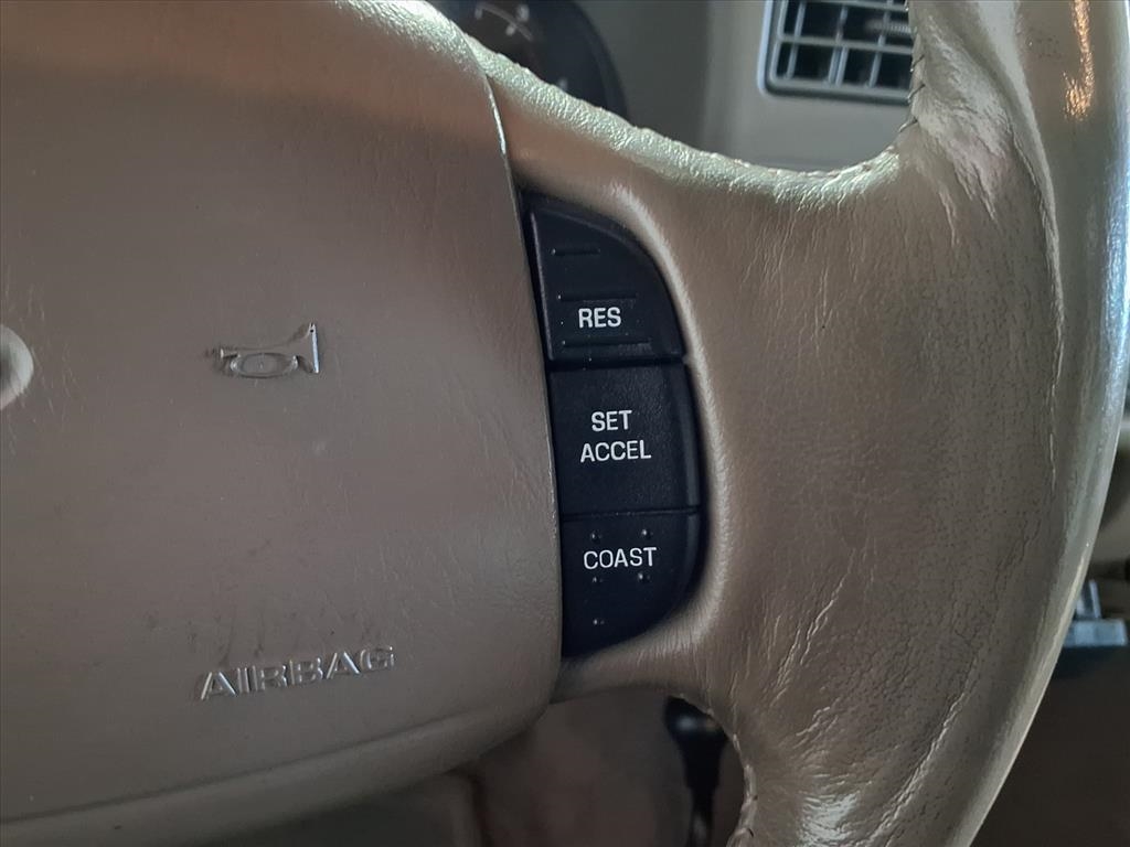 Ford Super Duty F-250  2001