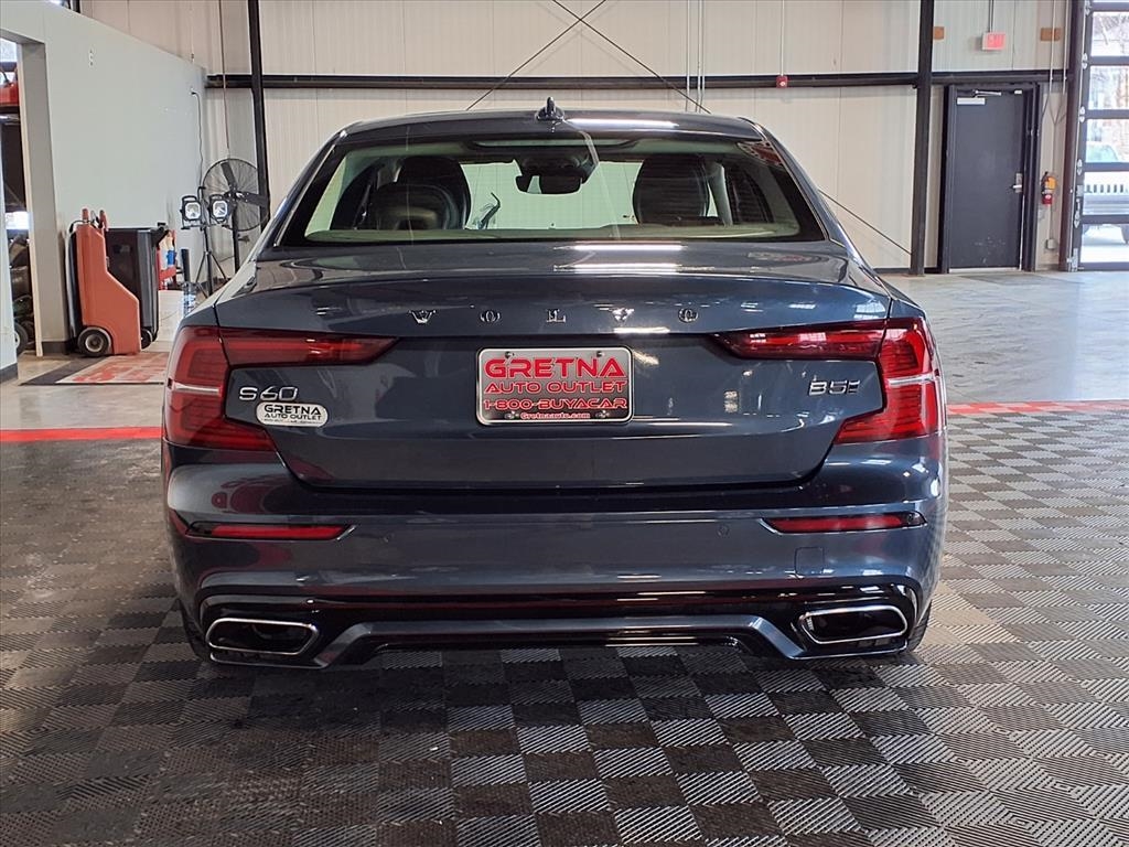 Volvo S60 B5 AWD Black Edition Momentum 2022