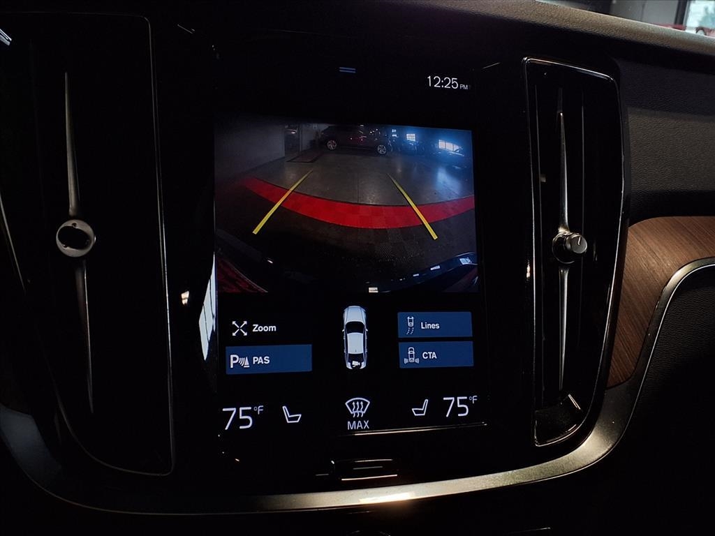 Volvo S60 B5 AWD Black Edition Momentum 2022