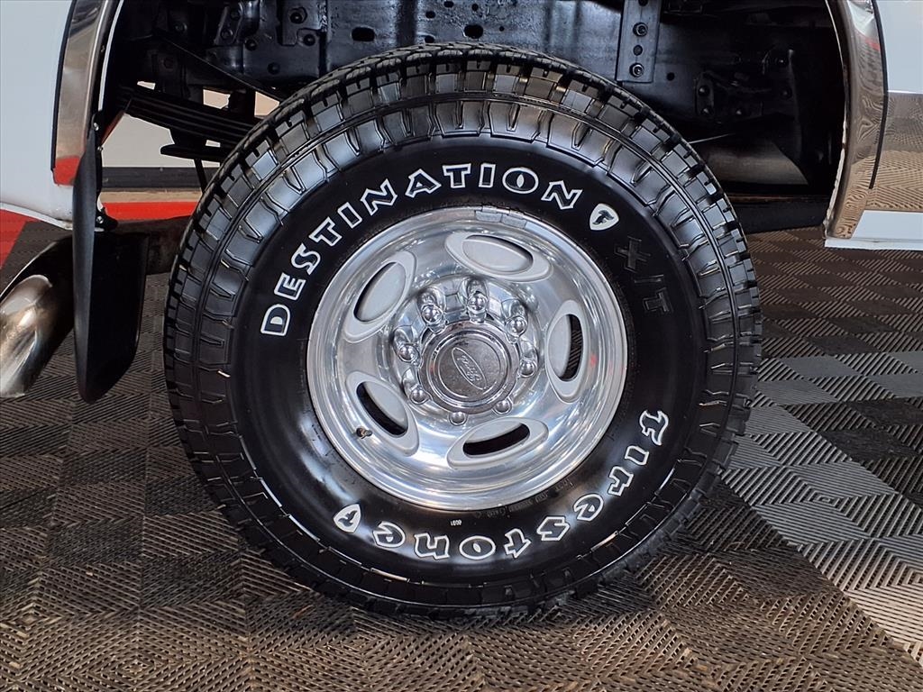 Ford Super Duty F-350 SRW  2002