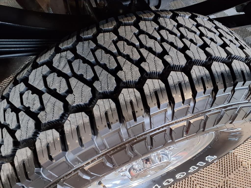 Ford Super Duty F-350 SRW  2002