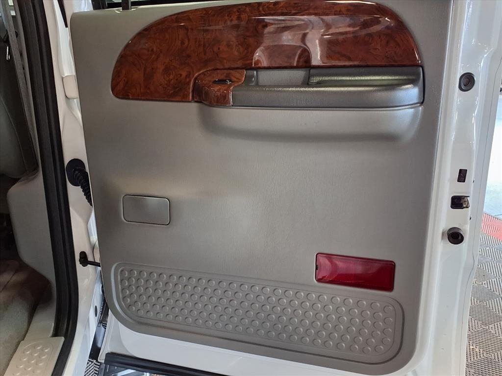 Ford Super Duty F-350 SRW  2002