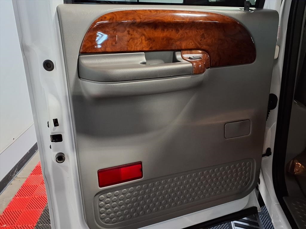 Ford Super Duty F-350 SRW  2002