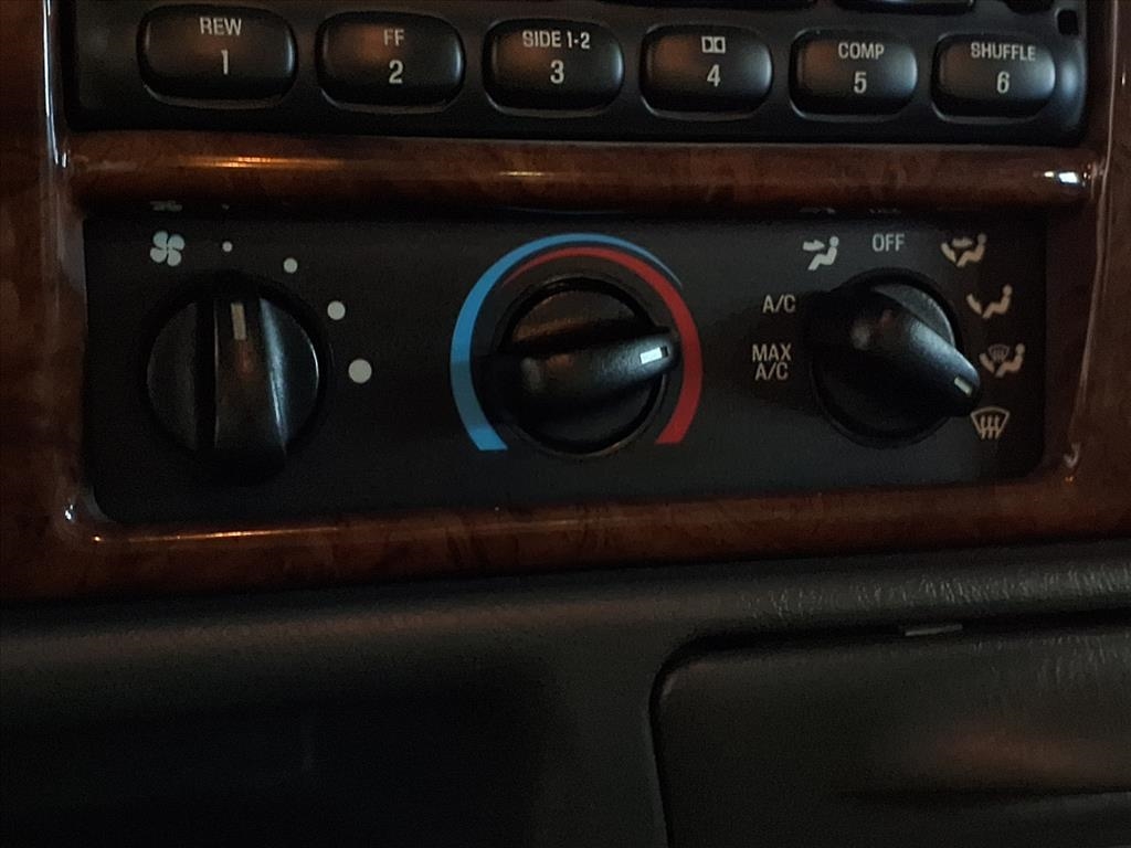 Ford Super Duty F-350 SRW  2002