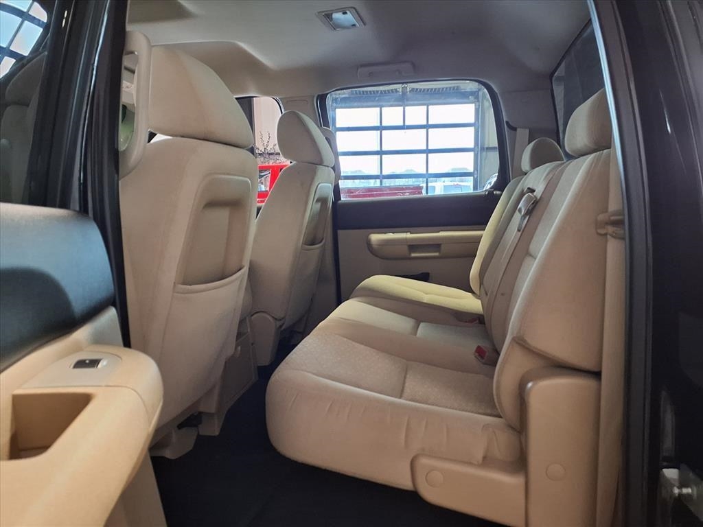 Chevrolet Silverado 2500HD 4WD Crew Cab 153" LT w/1LT 2007