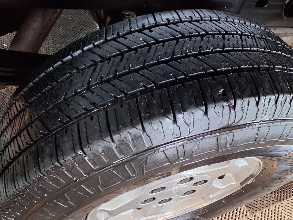 Chevrolet Silverado 1500 Reg Cab 119.0" WB 4WD LS 2003