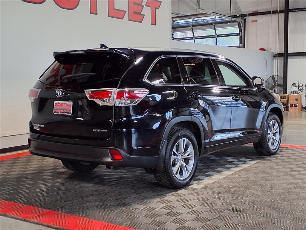 Toyota Highlander AWD 4dr V6 XLE (Natl) 2015