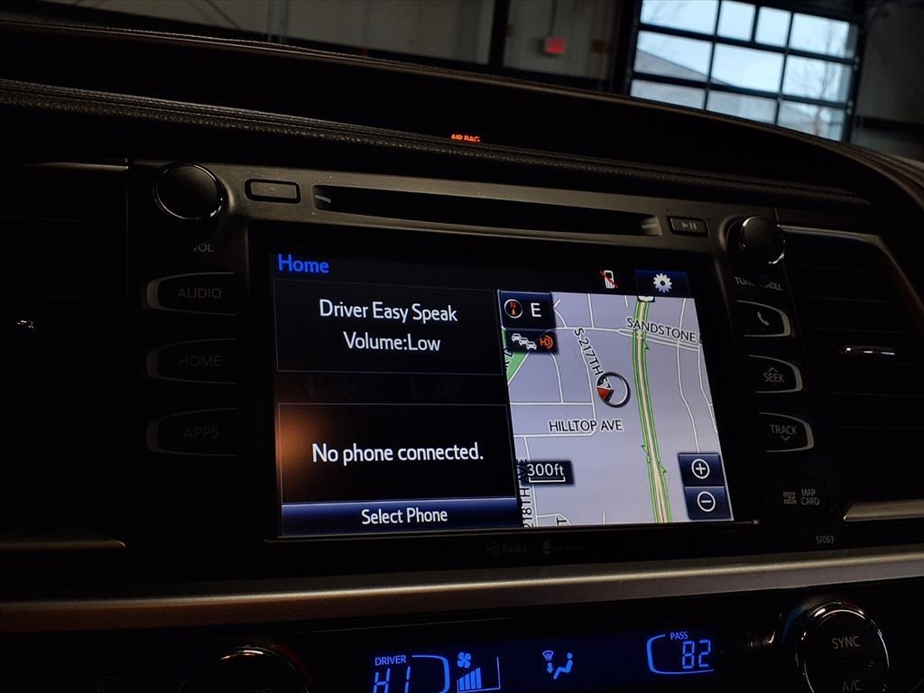 Toyota Highlander AWD 4dr V6 XLE (Natl) 2015