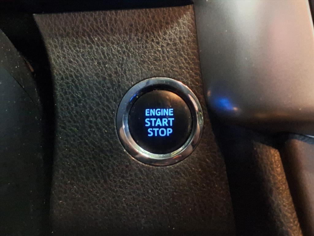 Toyota Highlander AWD 4dr V6 XLE (Natl) 2015