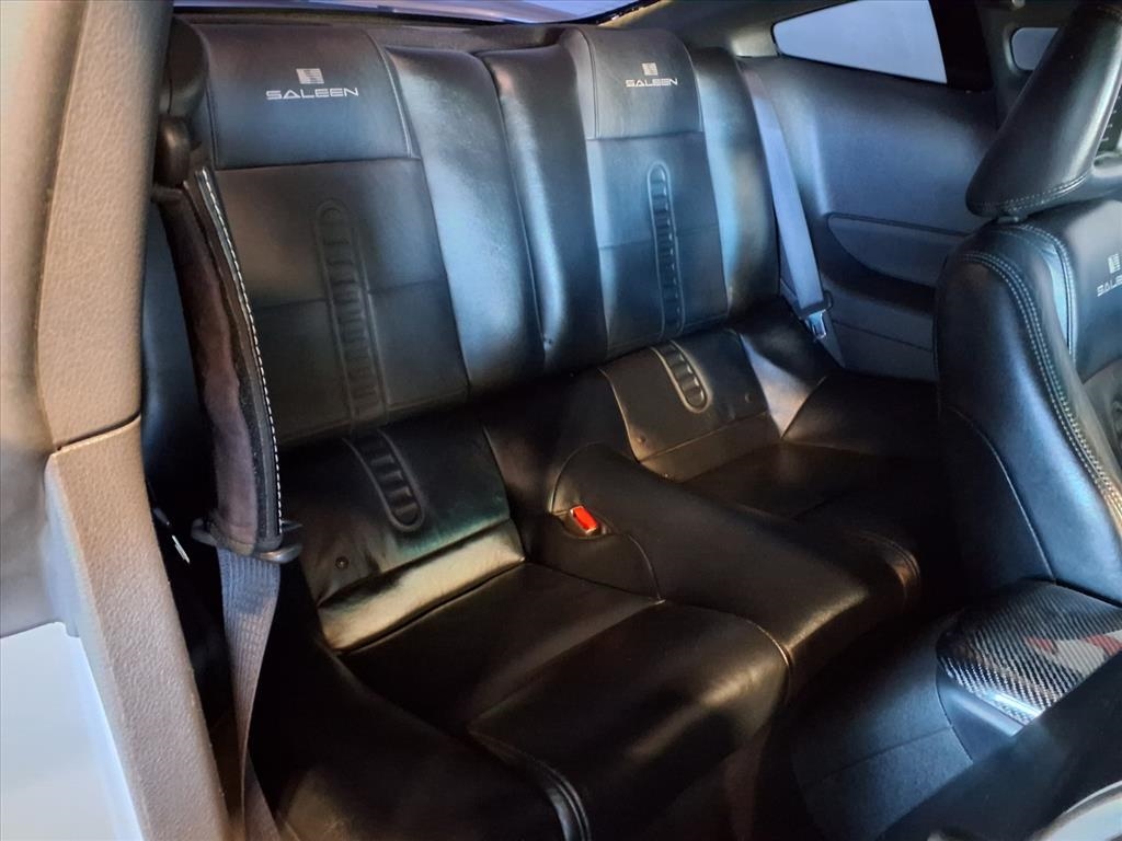 Ford Mustang 2dr Cpe GT Deluxe 2005