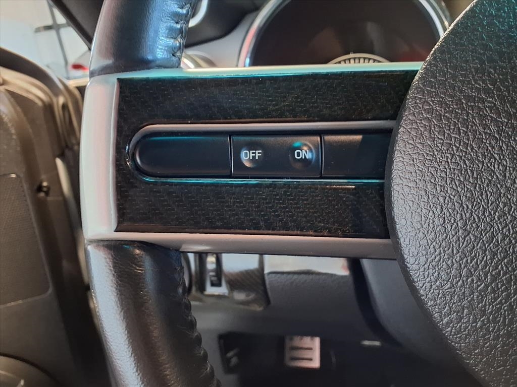 Ford Mustang 2dr Cpe GT Deluxe 2005