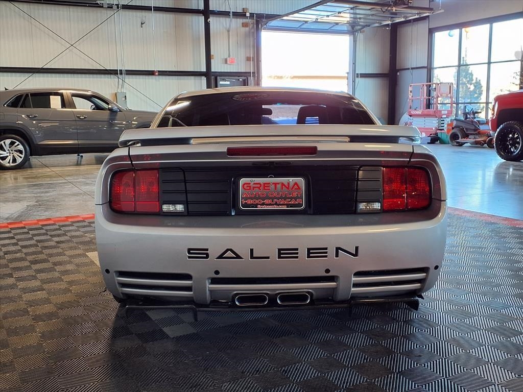 Ford Mustang 2dr Cpe GT Deluxe 2005