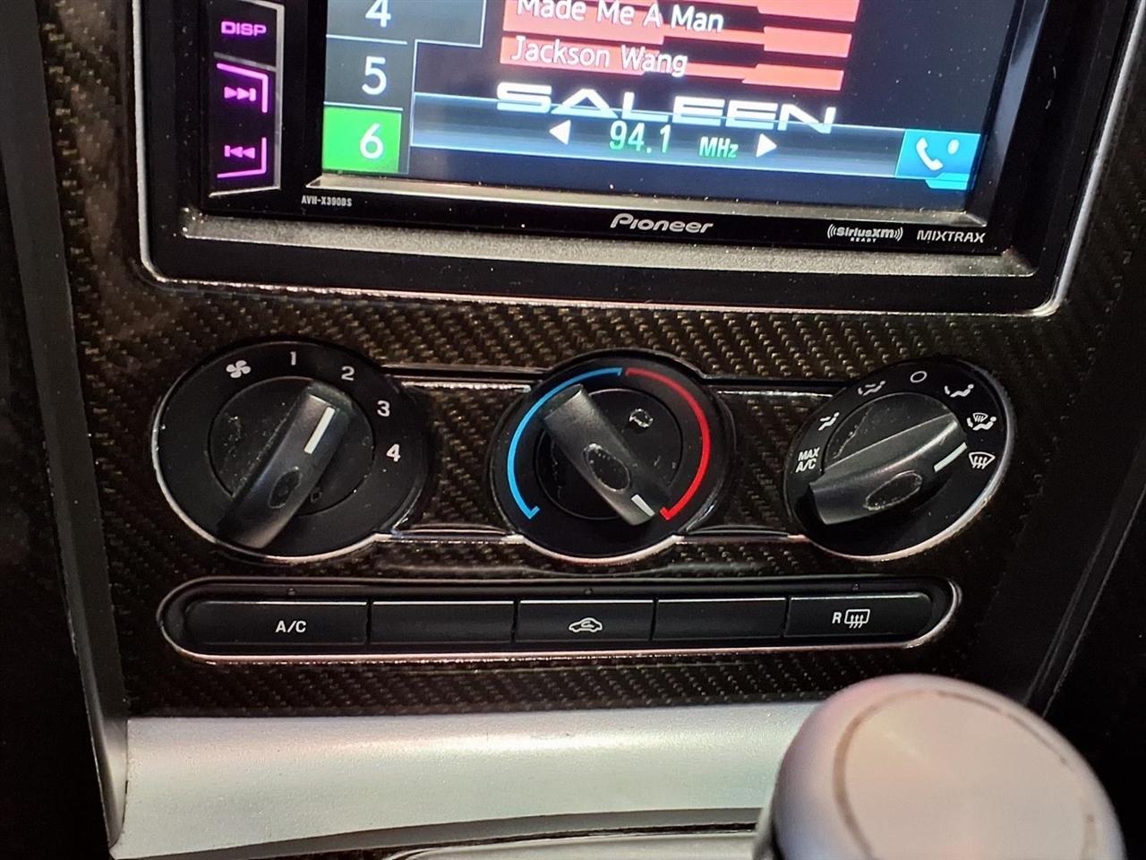 Ford Mustang 2dr Cpe GT Deluxe 2005