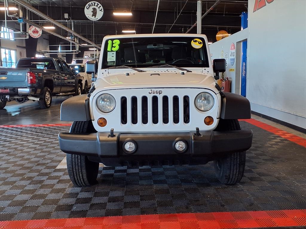 Jeep Wrangler 4WD 2dr Sport 2013