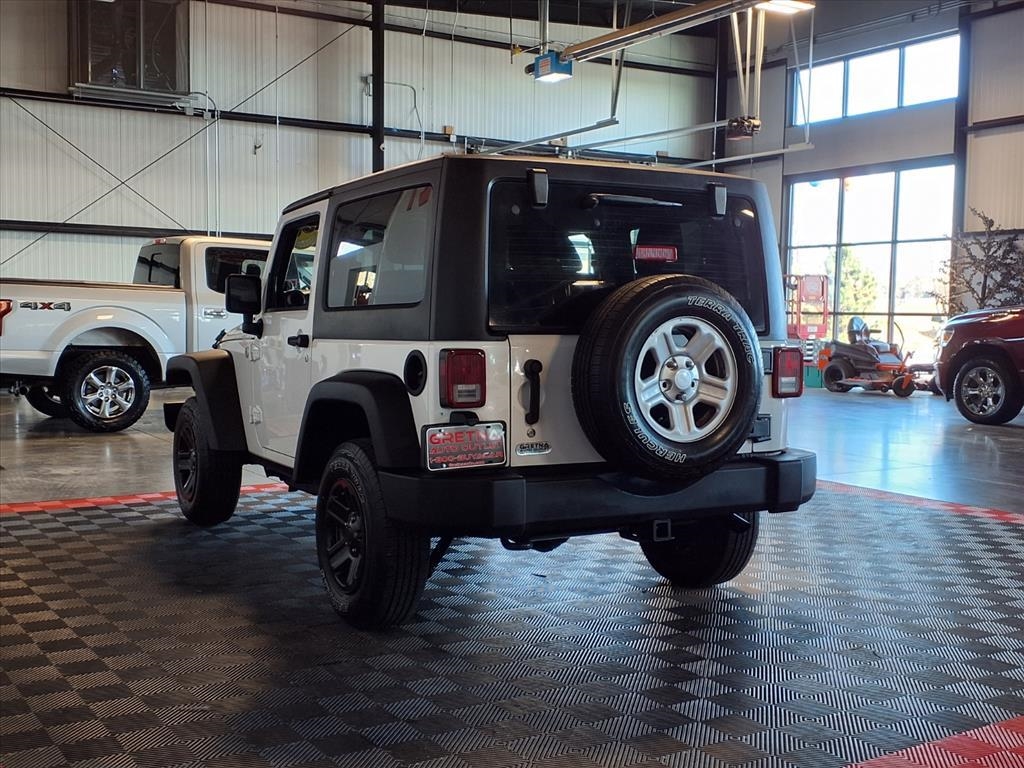 Jeep Wrangler 4WD 2dr Sport 2013