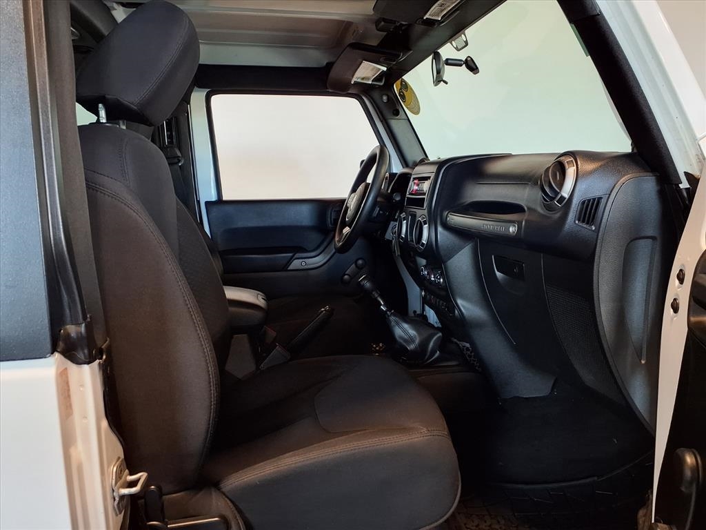 Jeep Wrangler 4WD 2dr Sport 2013