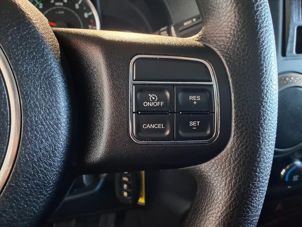 Jeep Wrangler 4WD 2dr Sport 2013