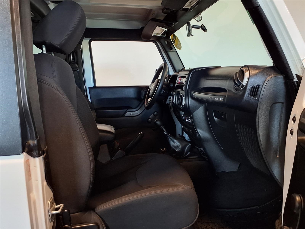 Jeep Wrangler 4WD 2dr Sport 2013