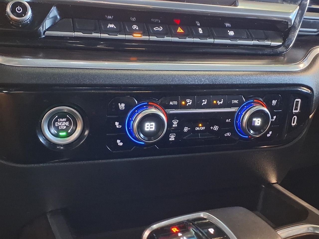 GMC Sierra 1500 4WD Crew Cab 147" SLT 2022