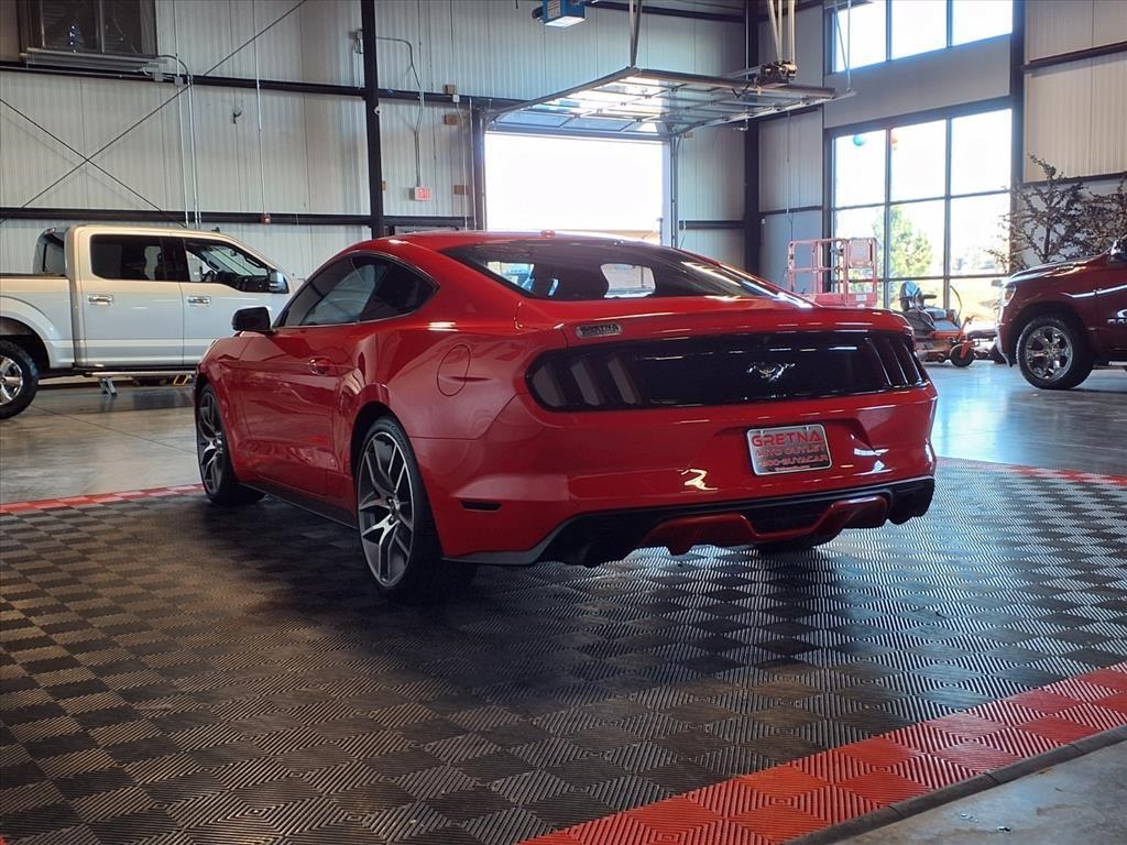 Ford Mustang 2dr Fastback EcoBoost 2015