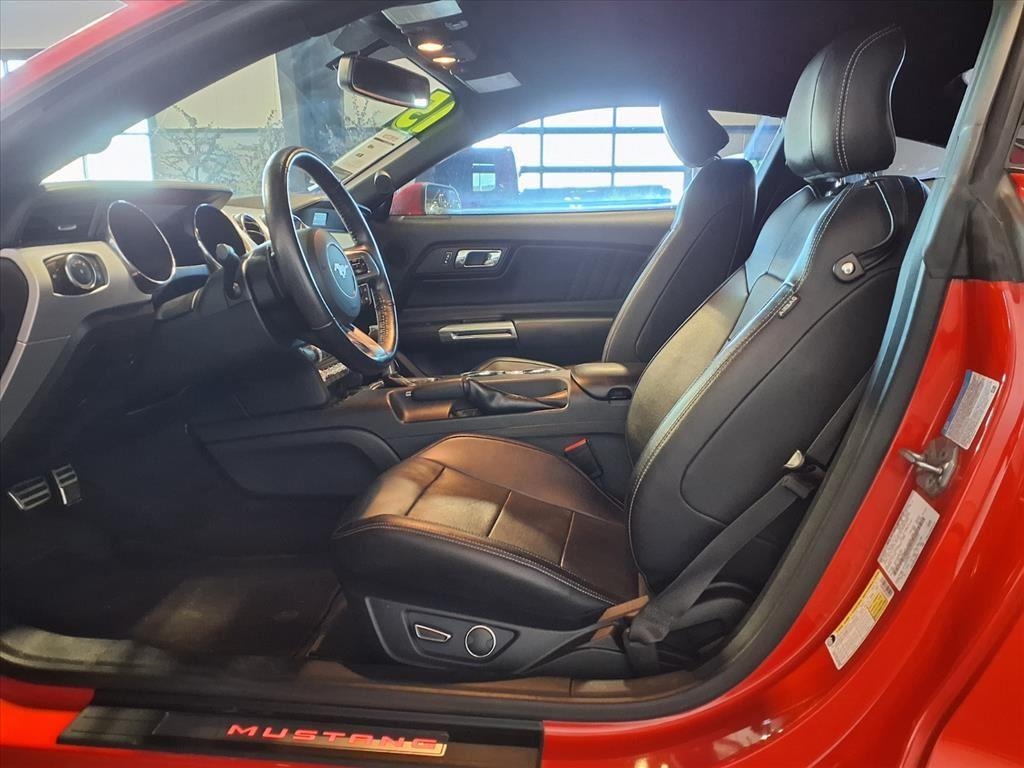 Ford Mustang 2dr Fastback EcoBoost 2015