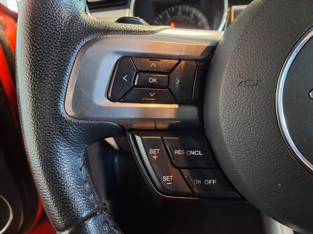 Ford Mustang 2dr Fastback EcoBoost 2015