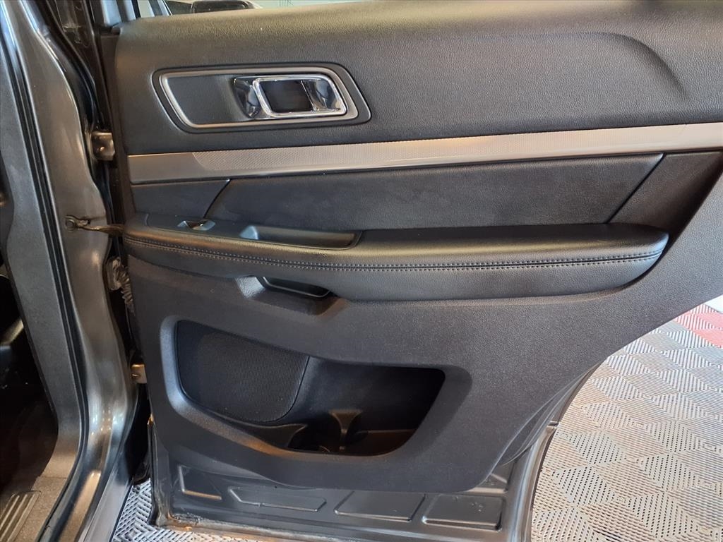 Ford Explorer XLT 4WD 2019