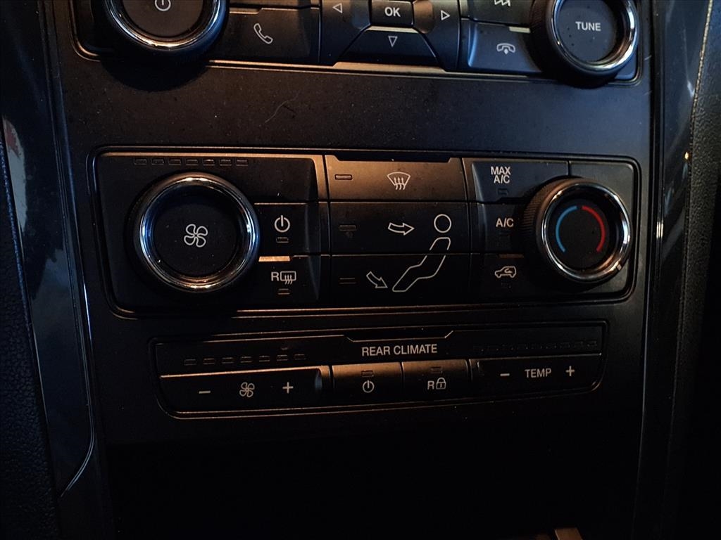 Ford Explorer XLT 4WD 2019