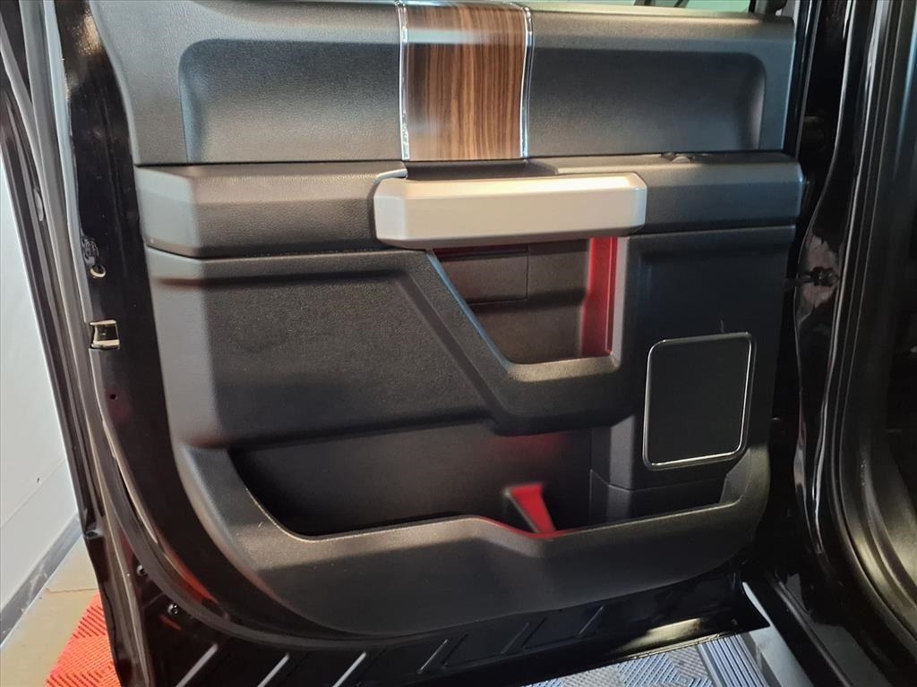 Ford F-150 Lariat 2016