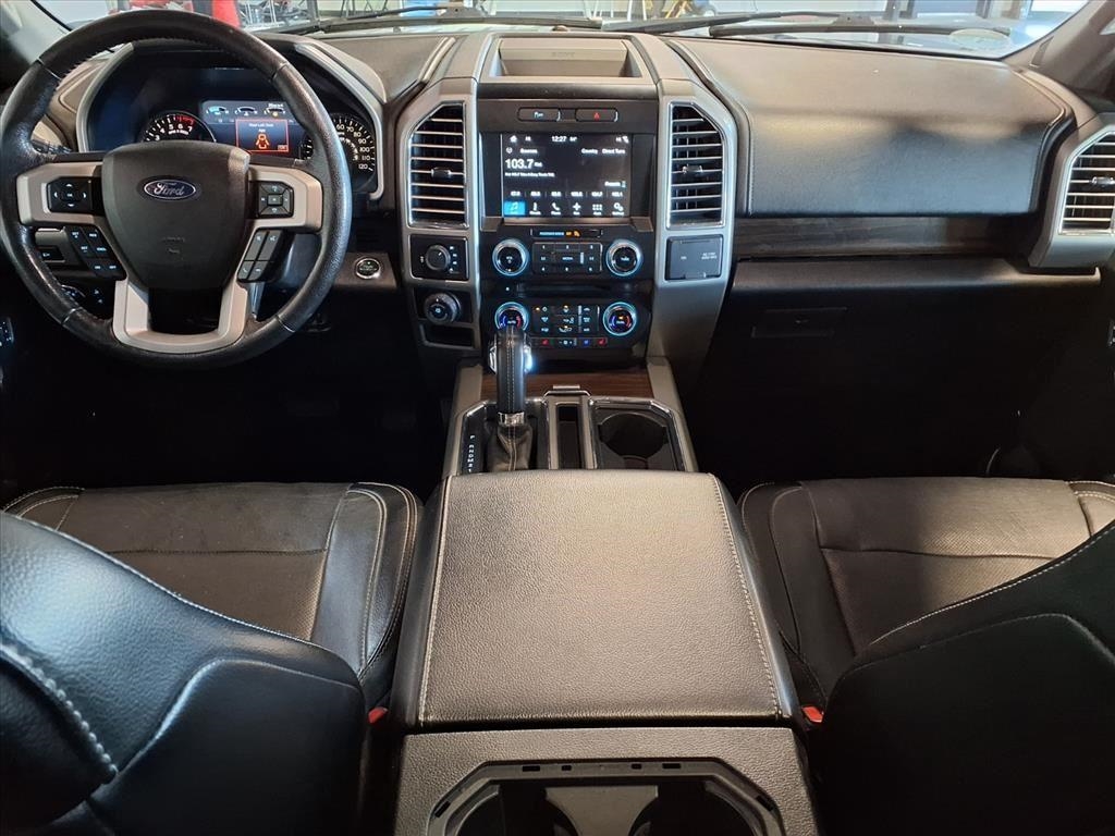 Ford F-150 Lariat 2016