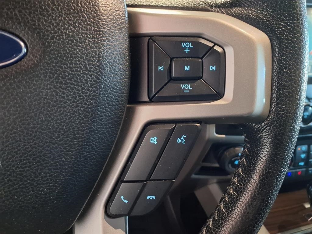 Ford F-150 Lariat 2016