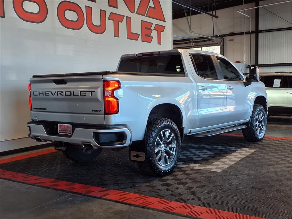 Chevrolet Silverado 1500 4WD Crew Cab 147" RST 2021