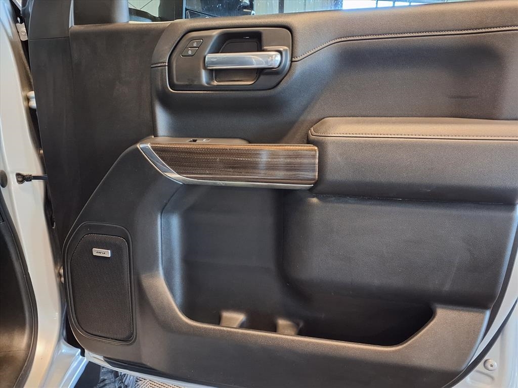 Chevrolet Silverado 1500 4WD Crew Cab 147" RST 2021