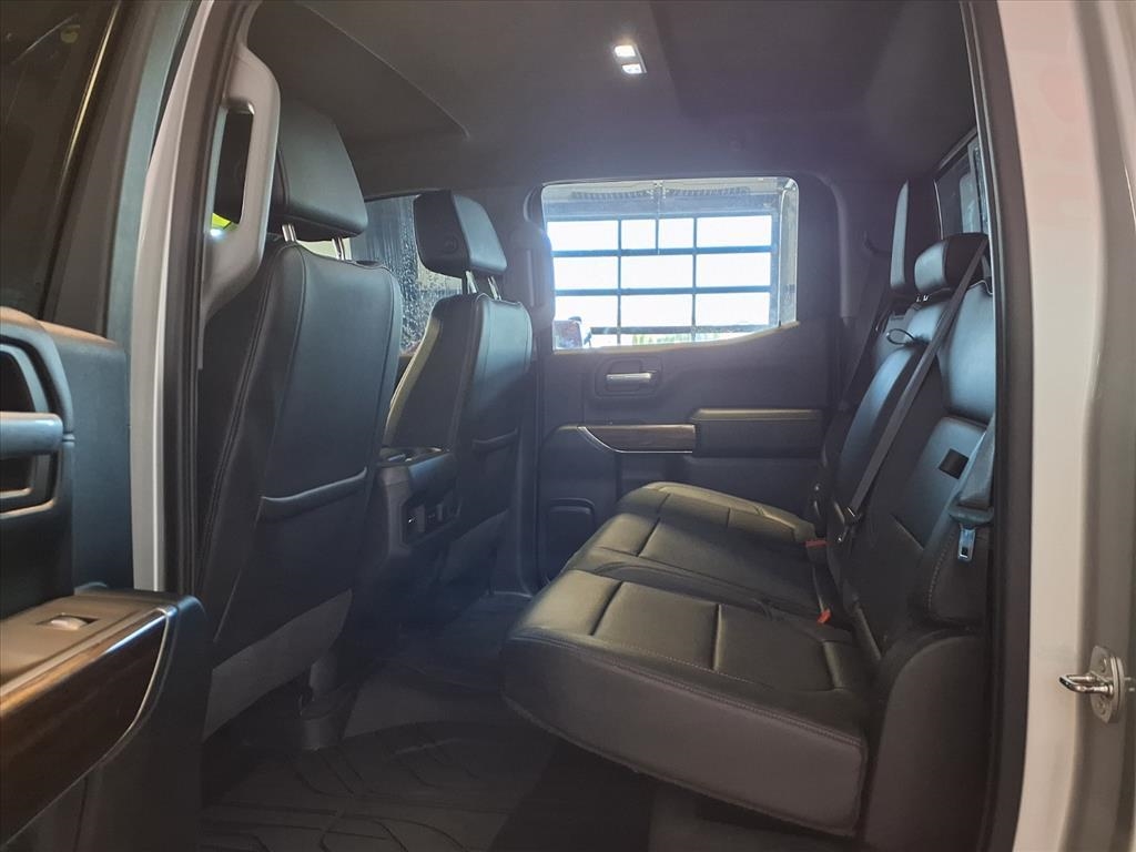 Chevrolet Silverado 1500 4WD Crew Cab 147" RST 2021