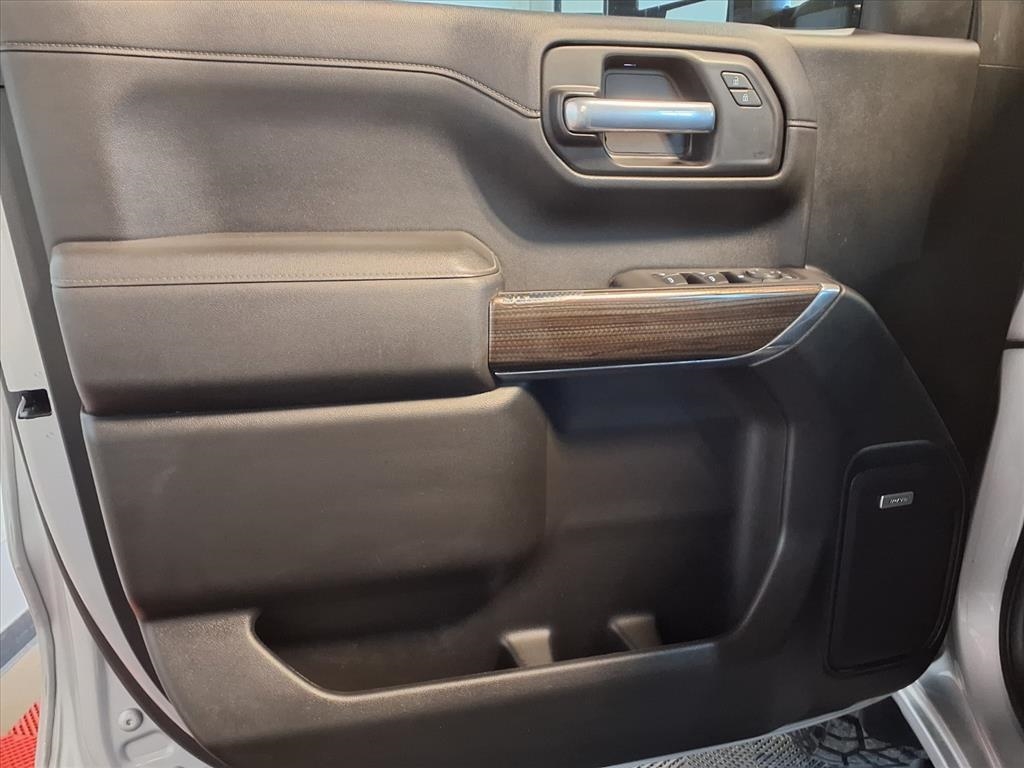 Chevrolet Silverado 1500 4WD Crew Cab 147" RST 2021