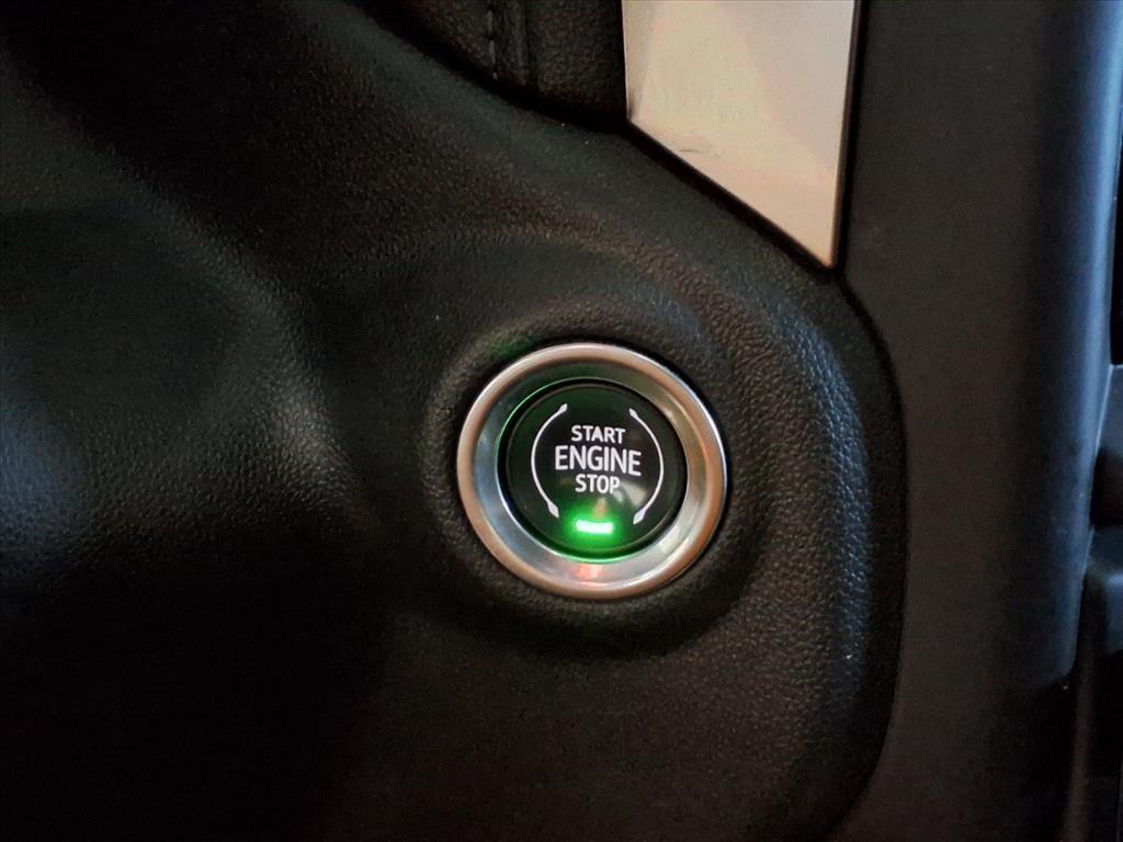 Chevrolet Silverado 1500 4WD Crew Cab 147" RST 2021