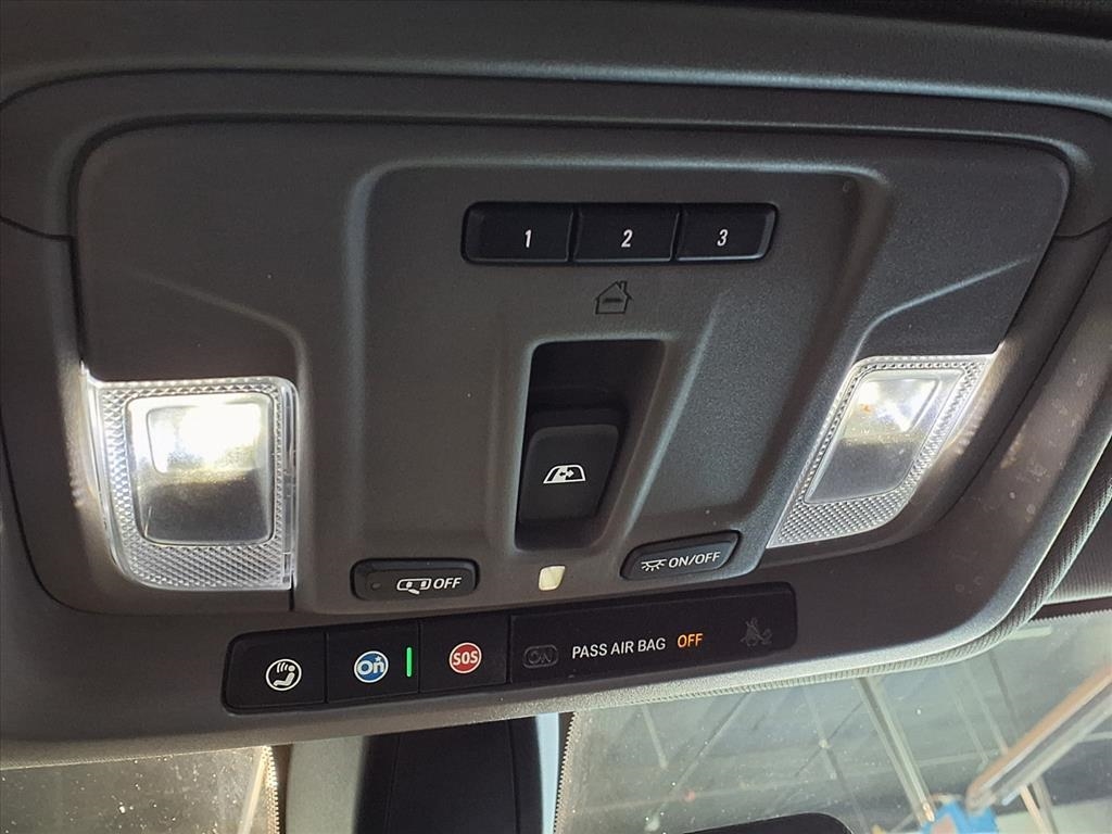 Chevrolet Silverado 1500 4WD Crew Cab 147" RST 2021