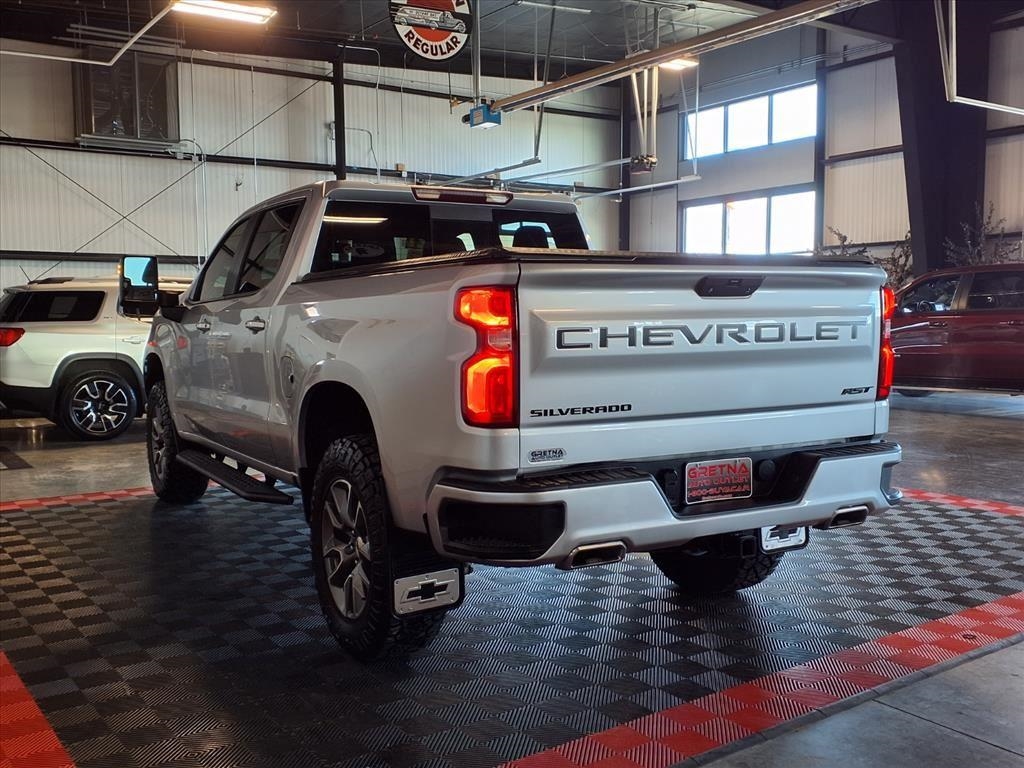 Chevrolet Silverado 1500 4WD Crew Cab 147" RST 2021